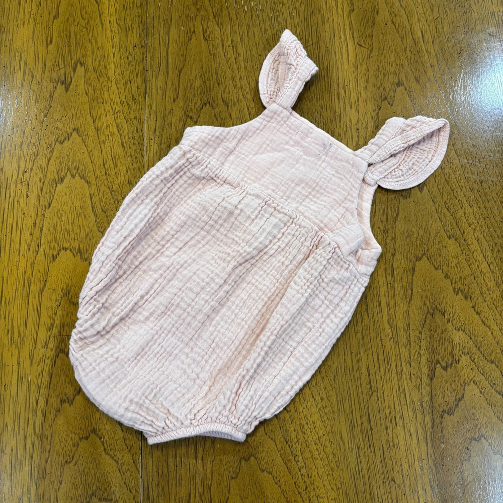 Rabbit + Bear Blush Pink Organic Cotton Gauze Ruffle Bubble Romper 18M Cute Chic - Picture 12 of 13